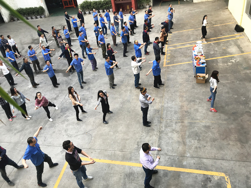 鑫風(fēng)運(yùn)動會 鑫風(fēng)運(yùn)動會